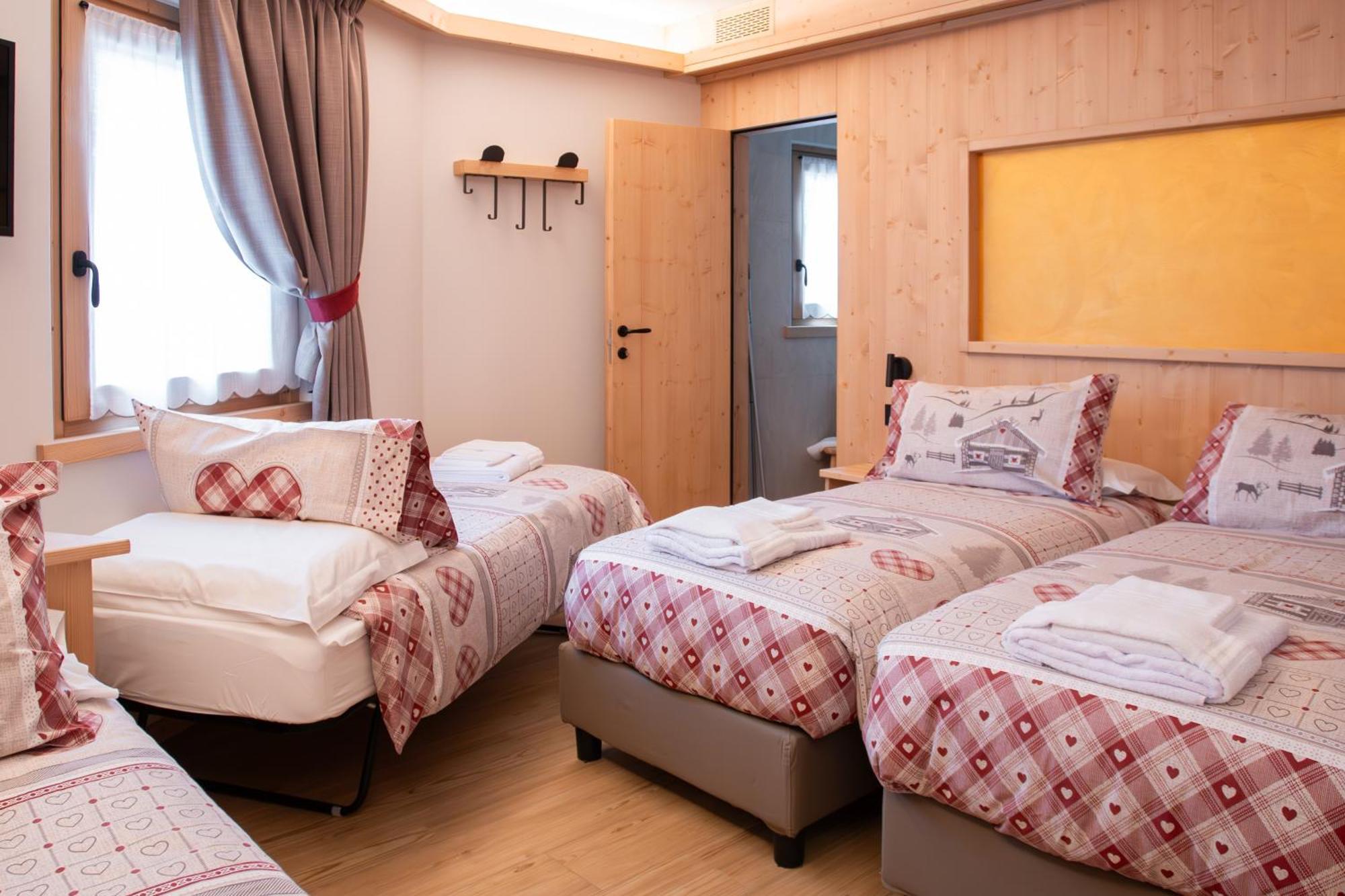 Chalet Al Tabia Bormio Exterior photo