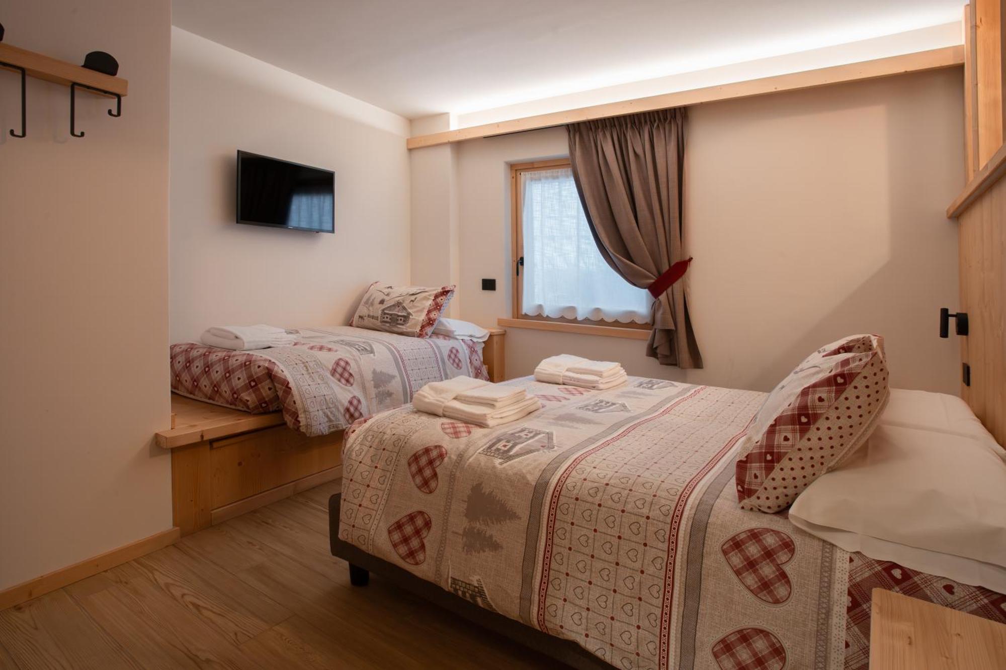 Chalet Al Tabia Bormio Exterior photo